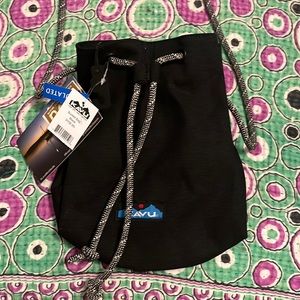 KAVU Bucket Bag ! Black ! NWT!
